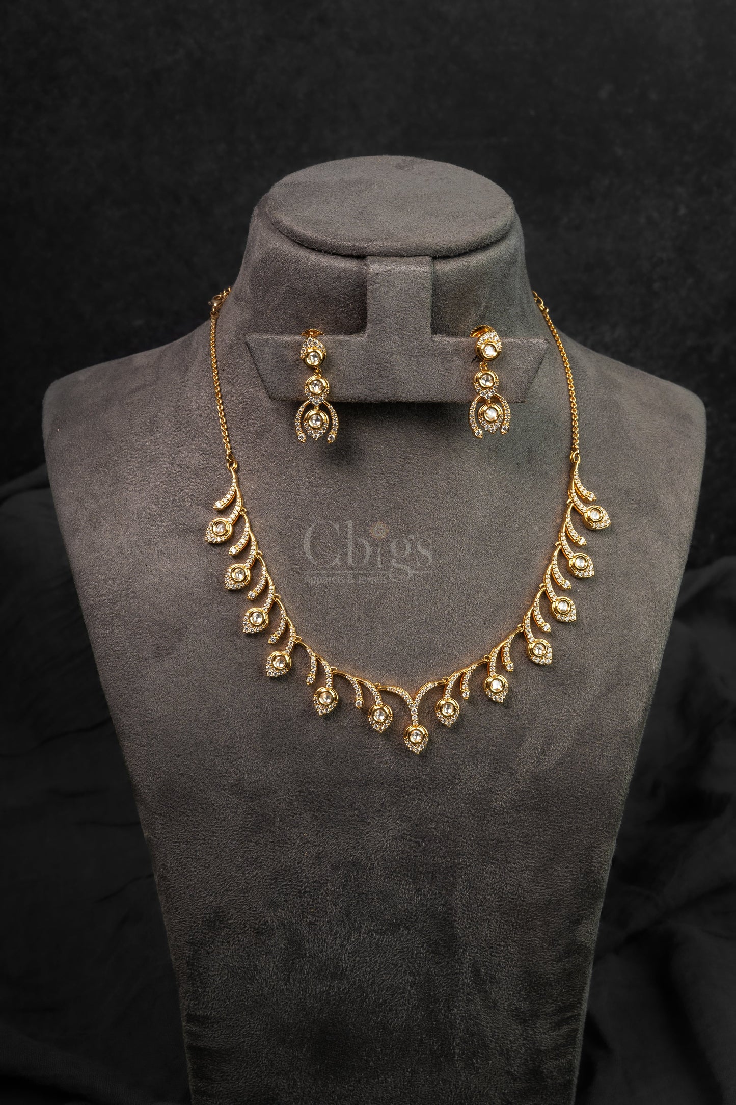 Leaf Drop Diamond Crush Necklace Set (A-550)