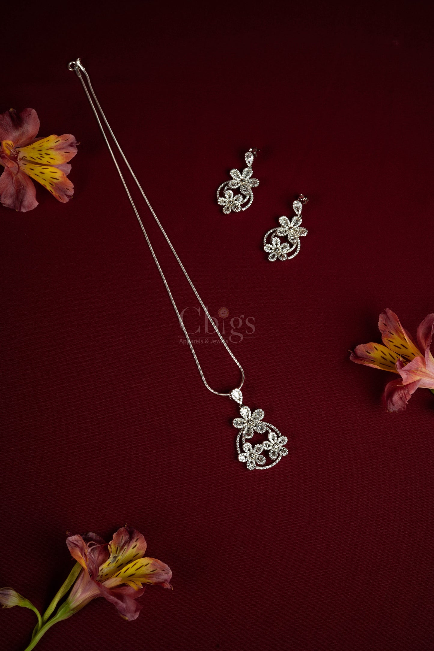 92.5 Silver Diamond Crush Pendant Set