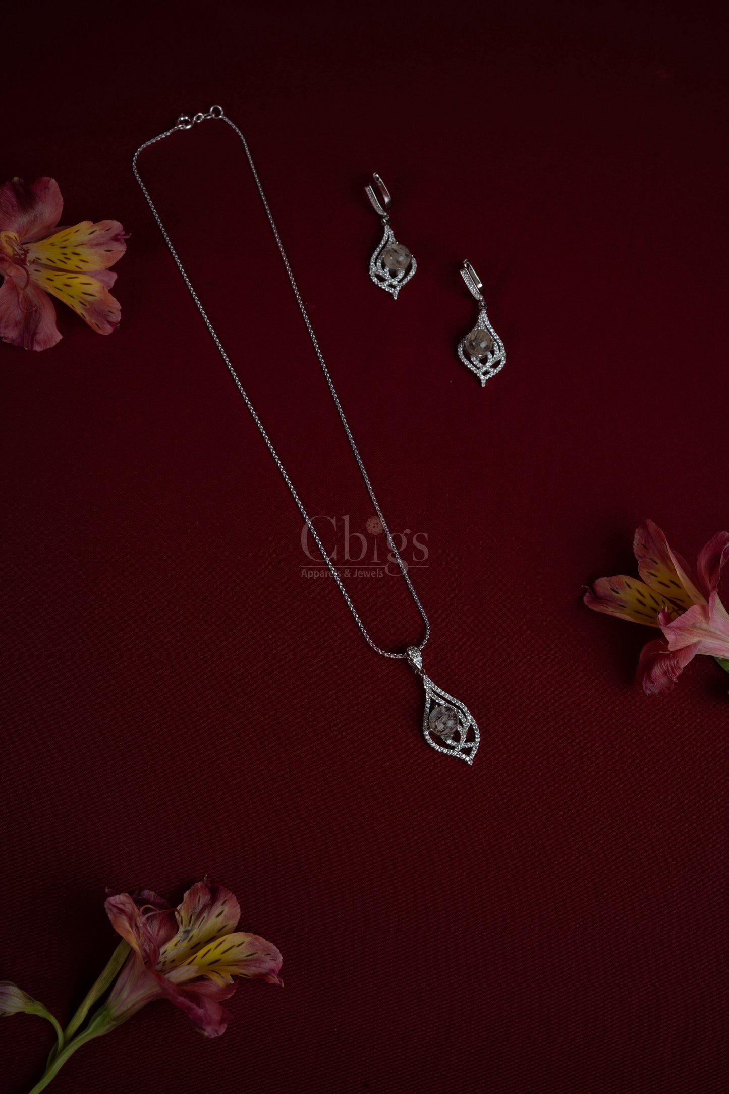 92.5 Silver Minimal Pendant Set