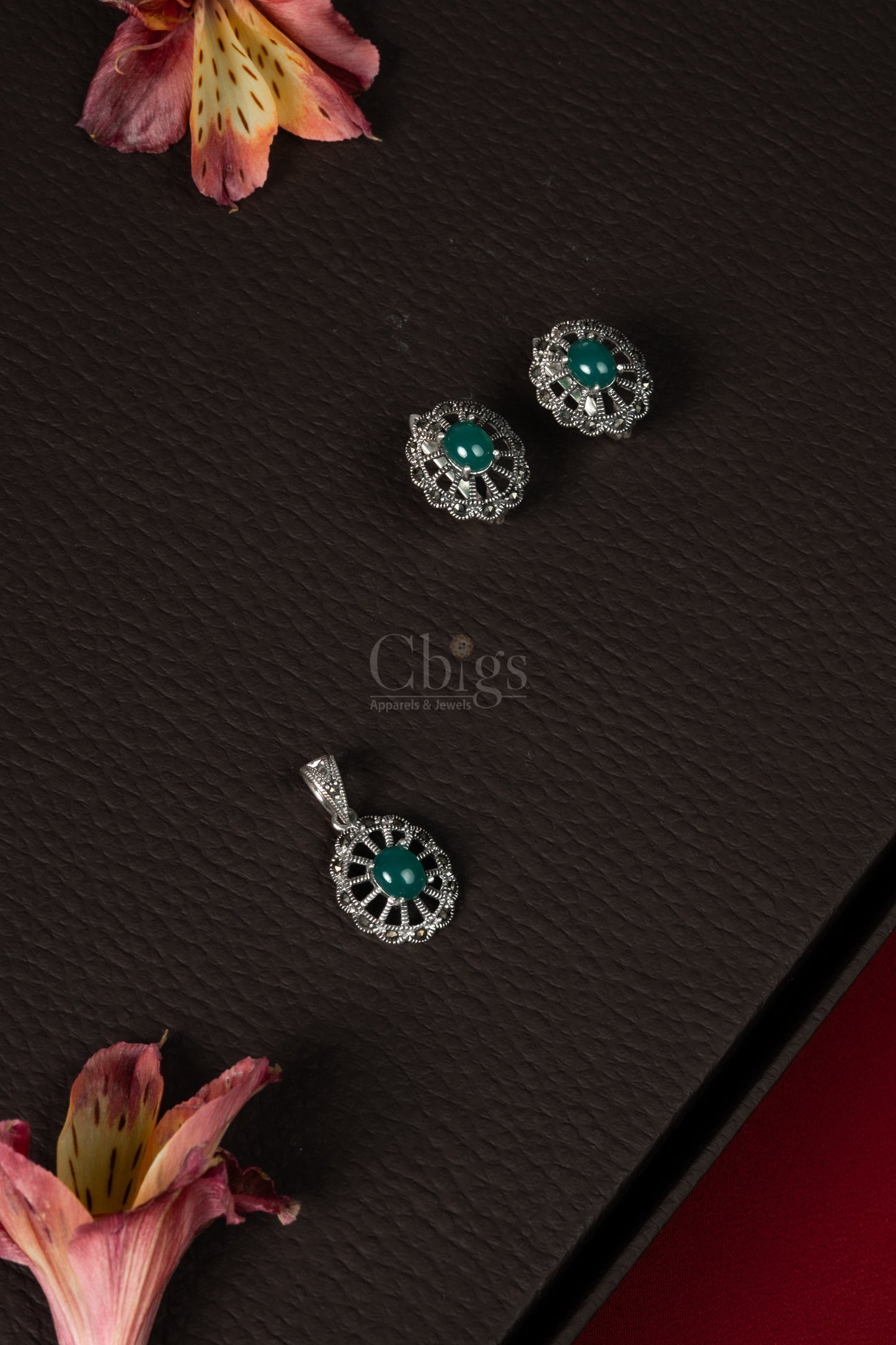 92.5 Silver Elegant Pendant Set