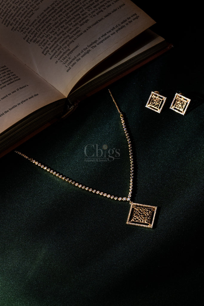 Square Filigree Diamond Crush Necklace Set
