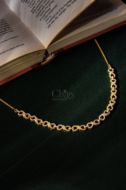 Infinity Glow Diamond Crush Necklace Set