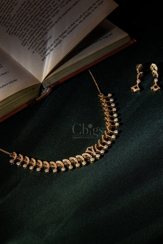 Soft Wave Glow Diamond Crush Necklace Set