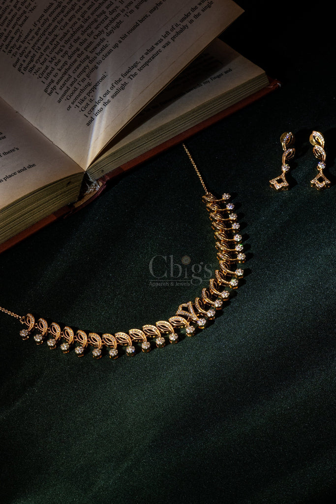 Soft Wave Glow Diamond Crush Necklace Set