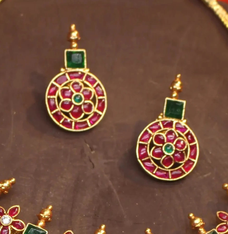 Ambika Earrings - Red & Green