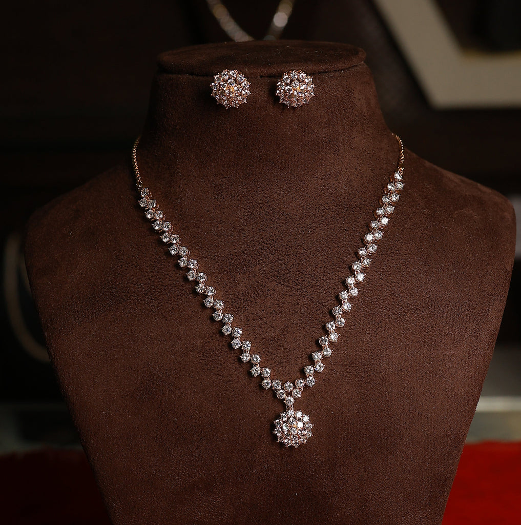 Vishaka Diamond Crush Necklace Set – Celestial Shine in a Simple Silhouette