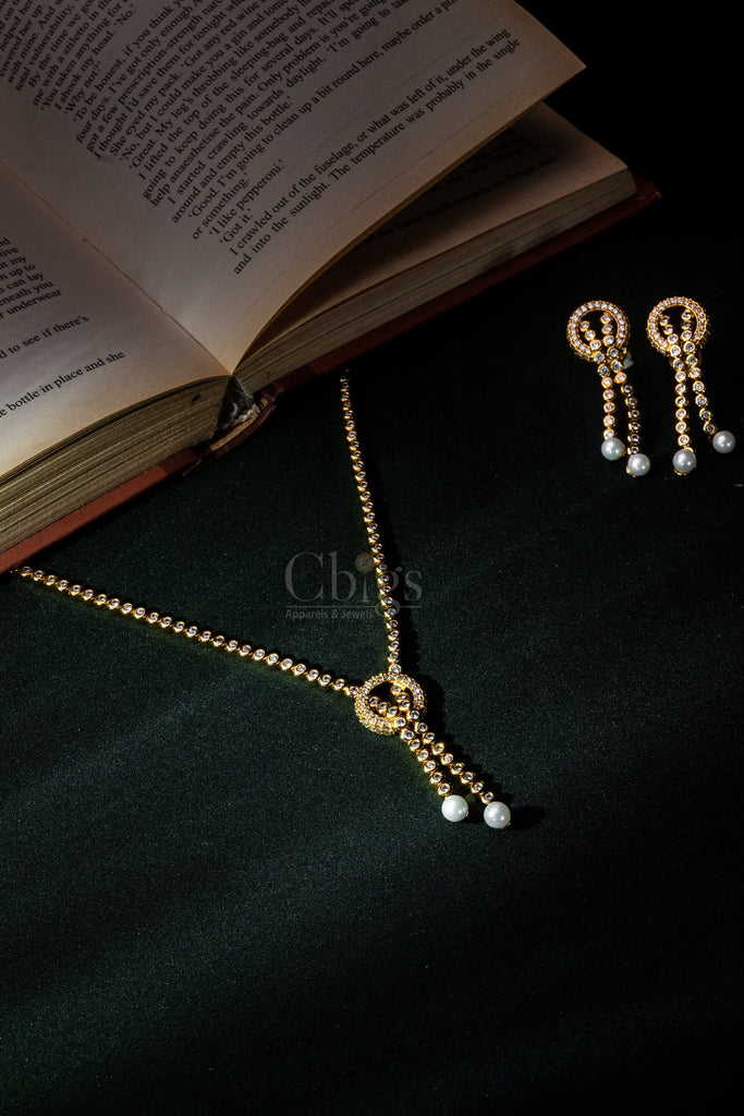 Pearl Drop Stream Diamond Crush Necklace Set