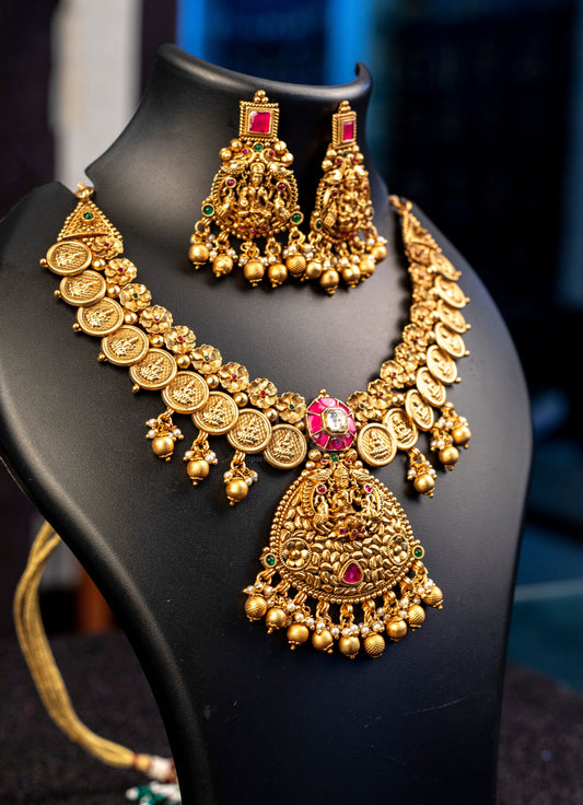 Kasu Pushpa Temple Pendant Antique Necklace Set - ATN 085