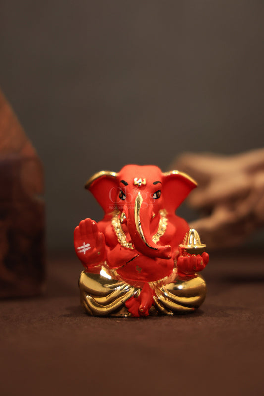 Vinayagar idol coral red