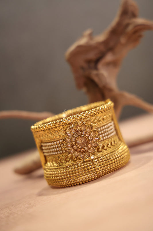 Antique kada single floral pearl