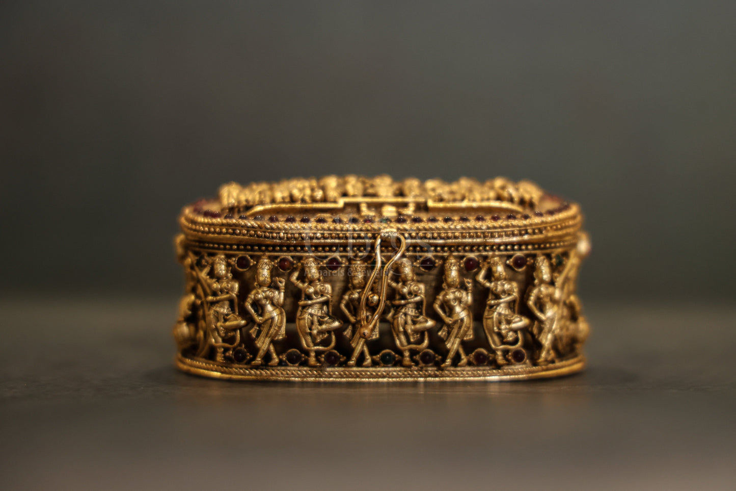 Antique brass kungumachimizh dancer border
