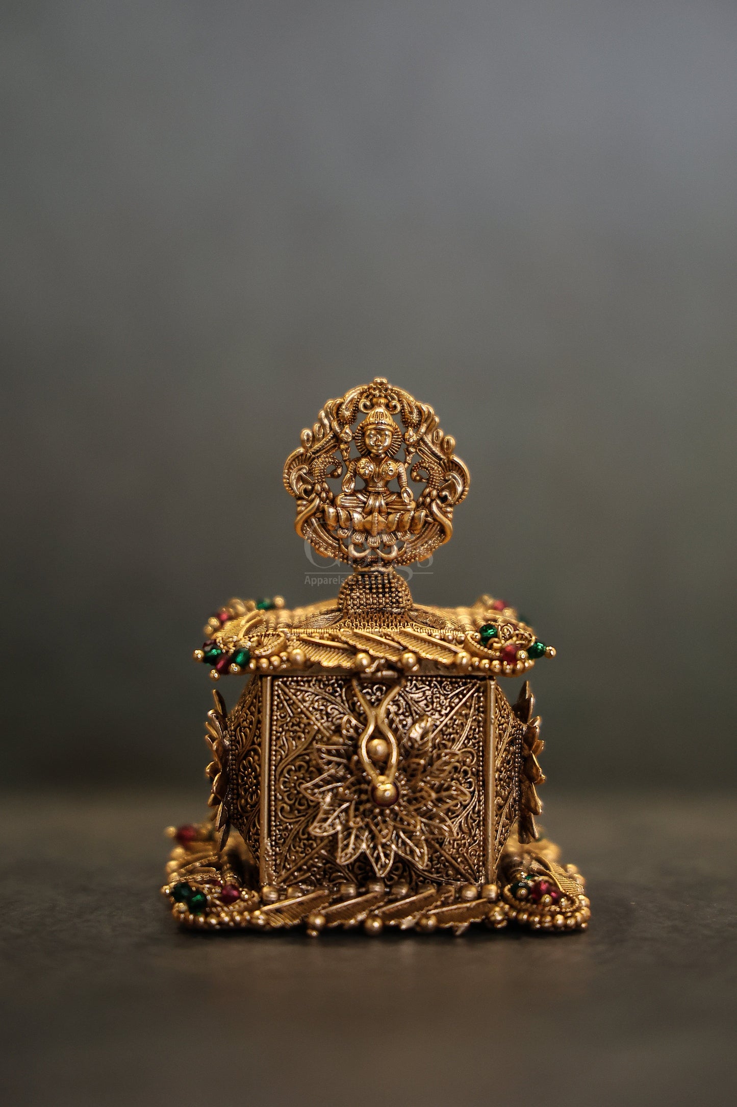 Antique brass kungumachimizh hexagonal