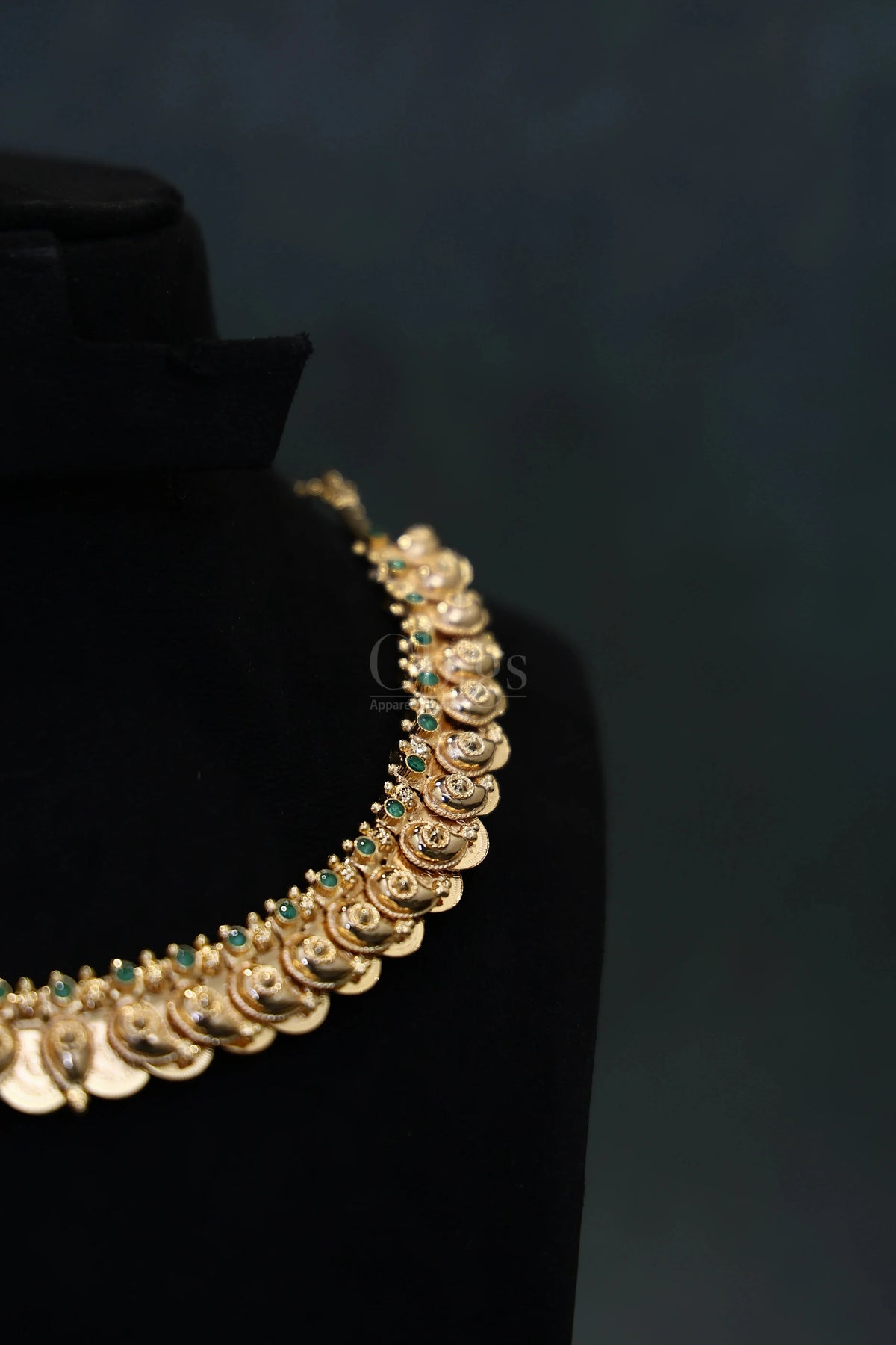 Green Stone Mango Crest Kemp Necklace