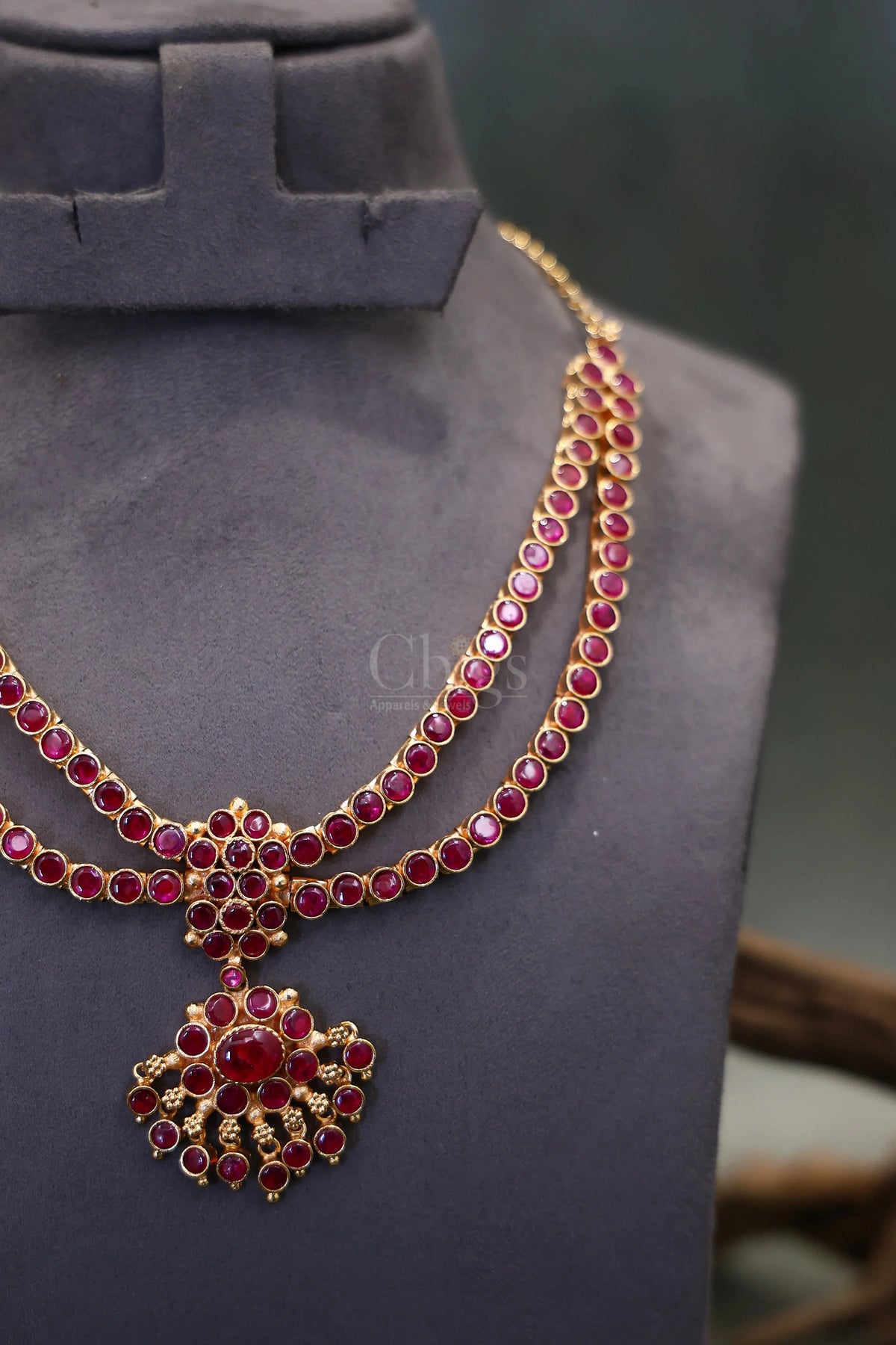 Ruby Double Line Medallion Kemp Attigai