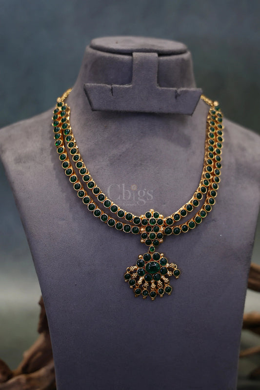 Green Double Line Medallion Kemp Attigai