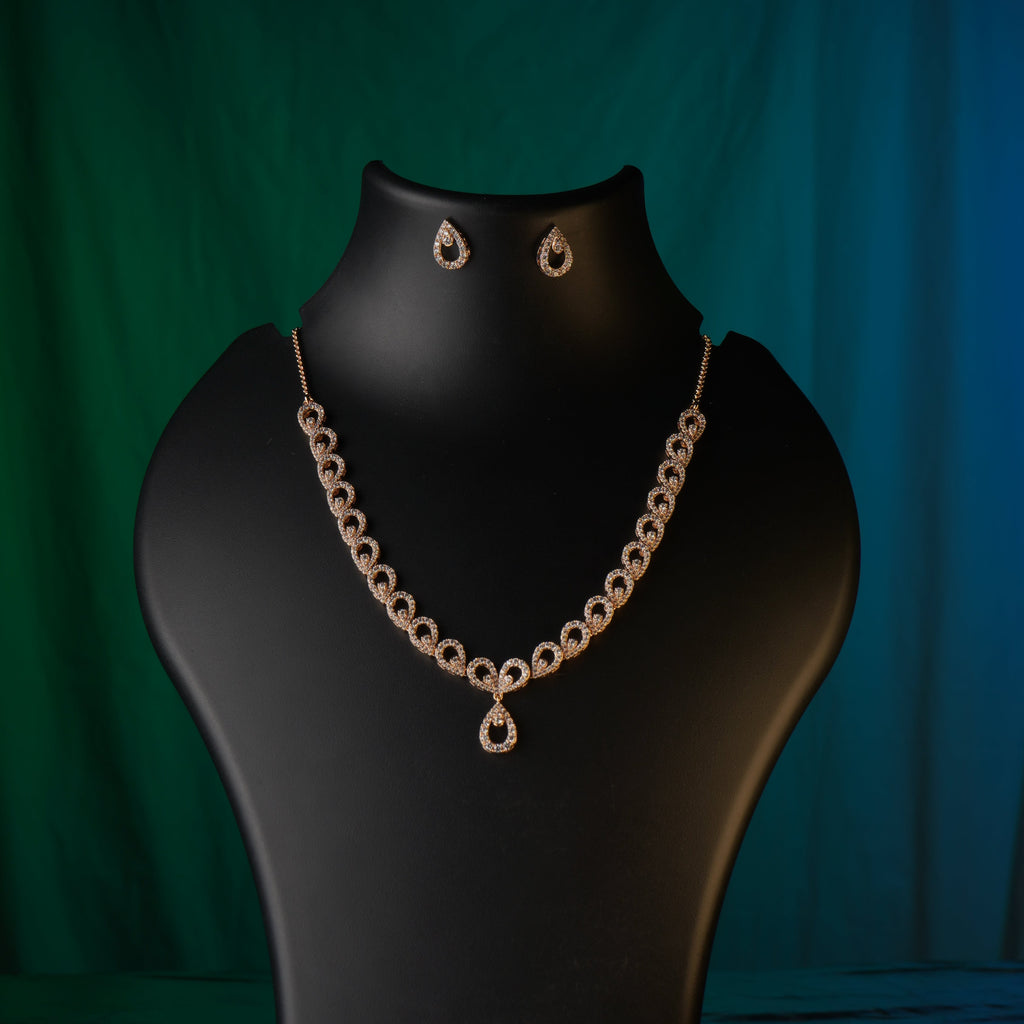 Amaira Diamond Crush Neckpiece – Understated Grace, Timeless Sparkle