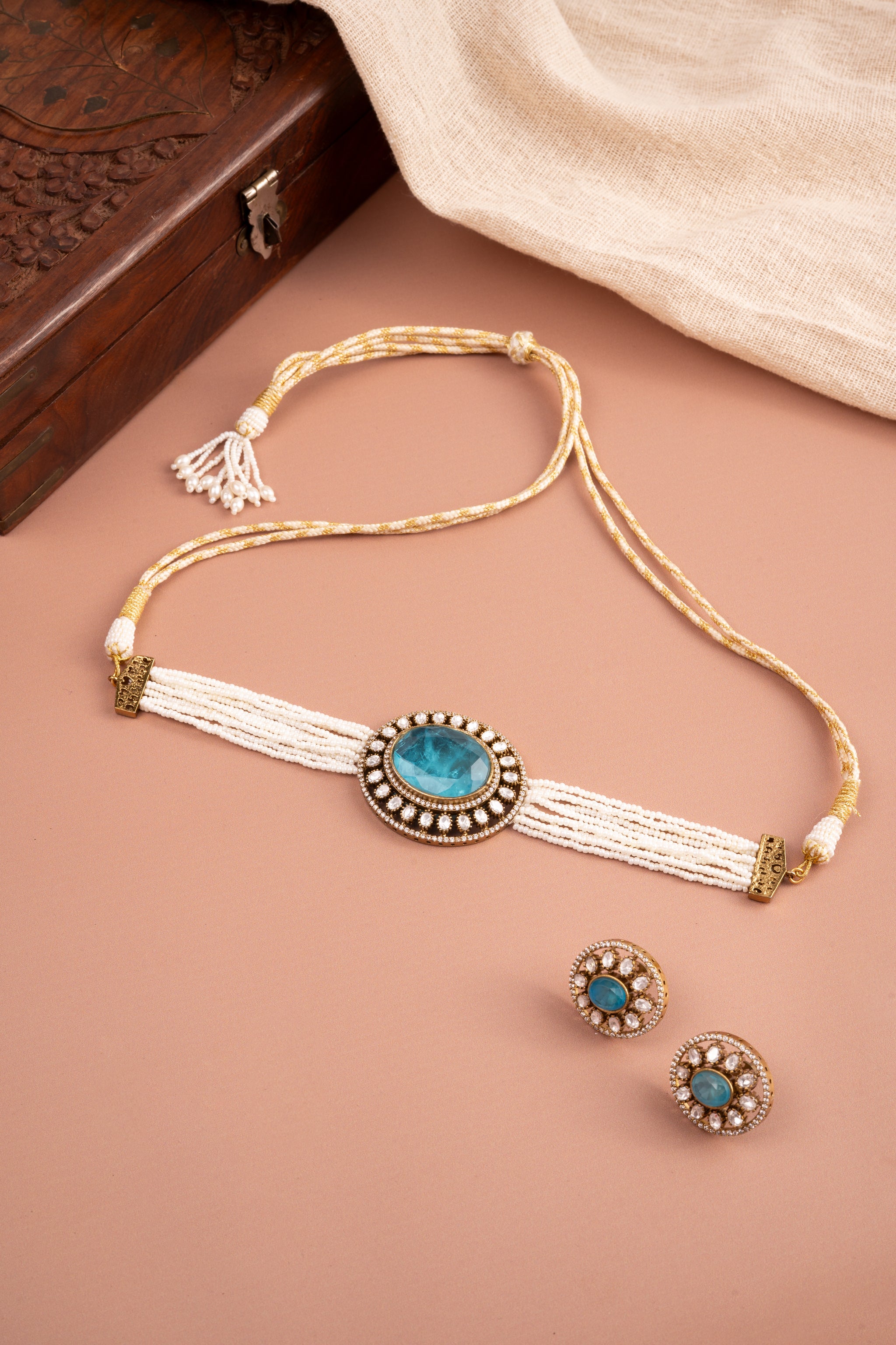 Victorian Pearl Choker Set with Turquoise Stone