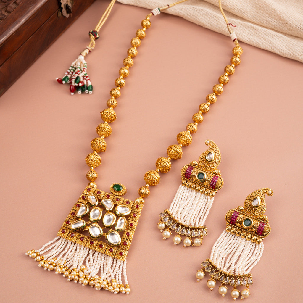Antique Polki Pendant Necklace Set