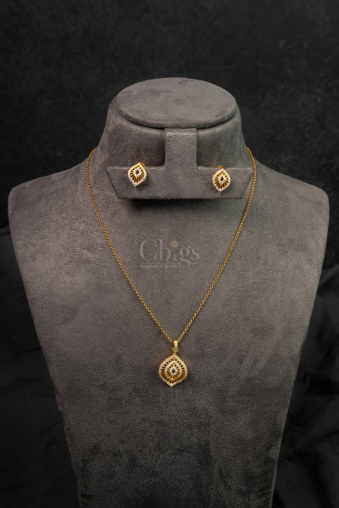 Geometric Halo Diamond Crush Pendant Set (PS-259)