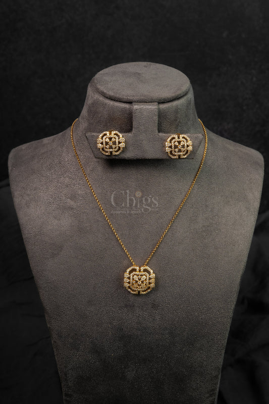 Heritage Knot Diamond Crush Pendant Set (PS-263)