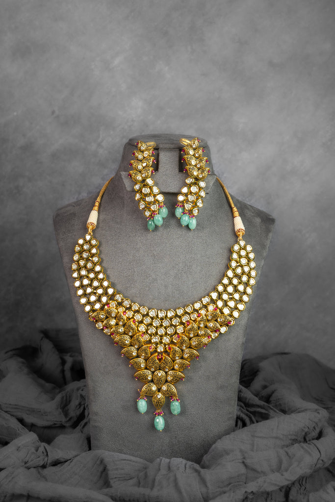 Pear Cut DC Kundan Set (VS-218)