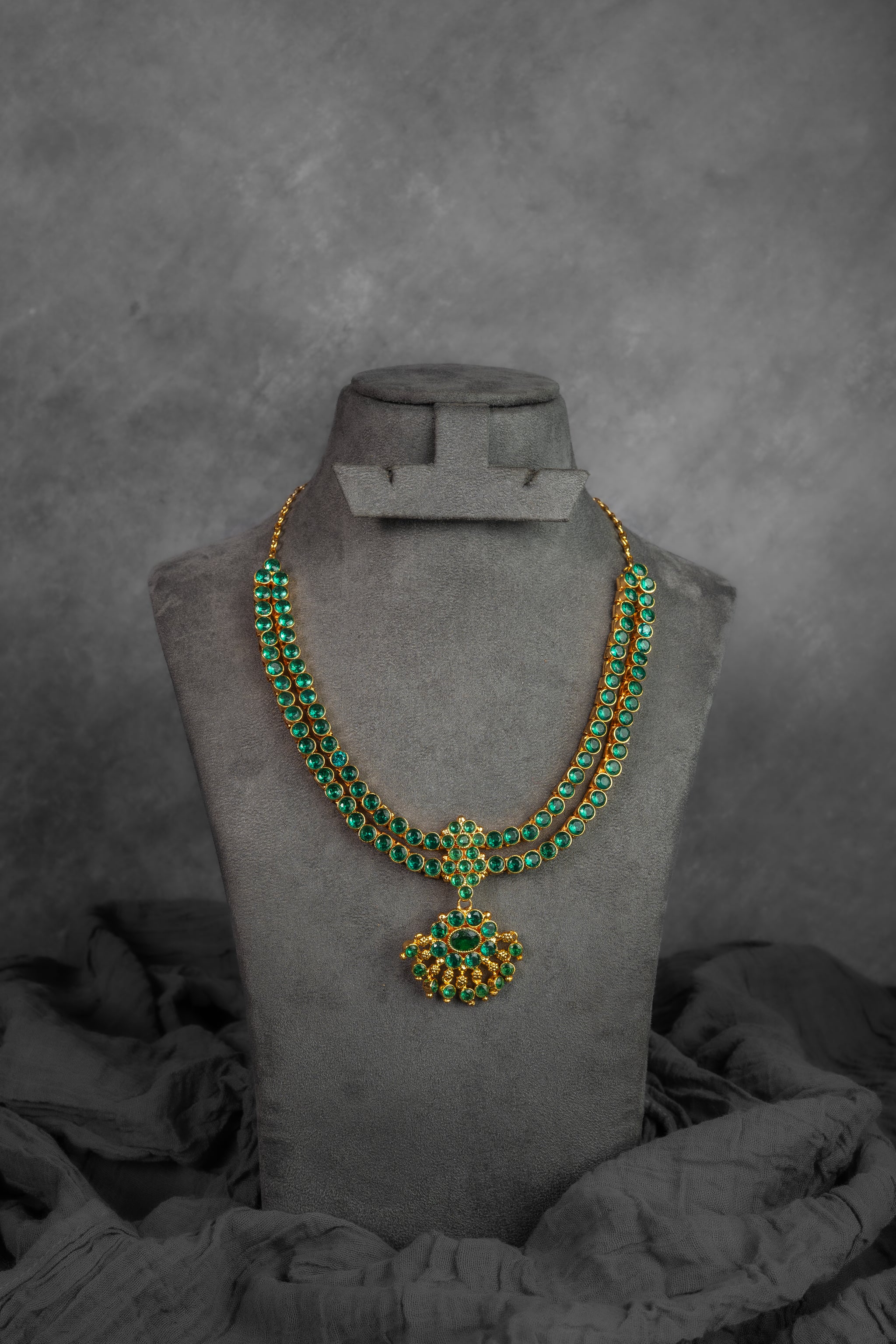 Emerald Temple Kemp Necklace