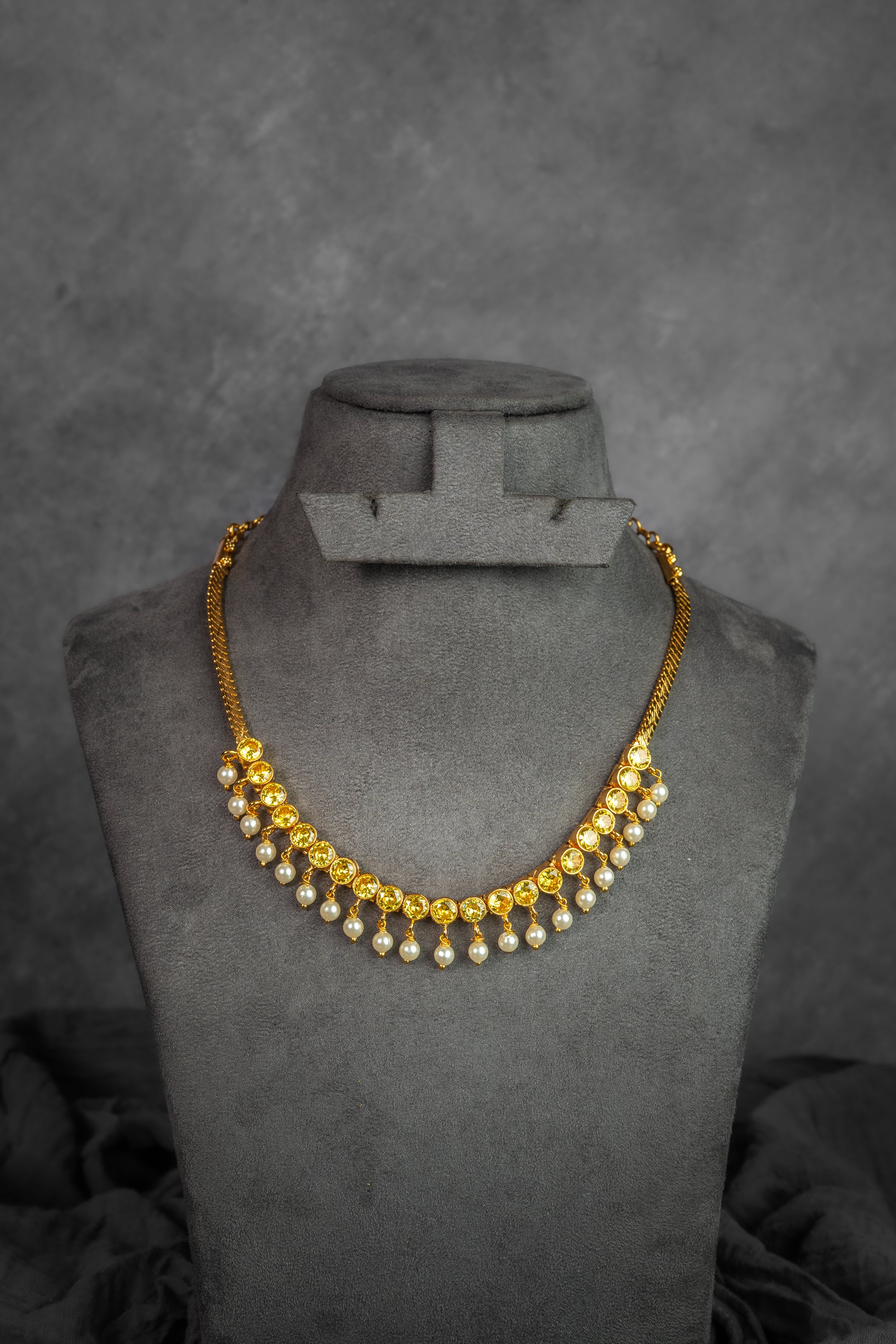 Topaz Kemp Necklace Set