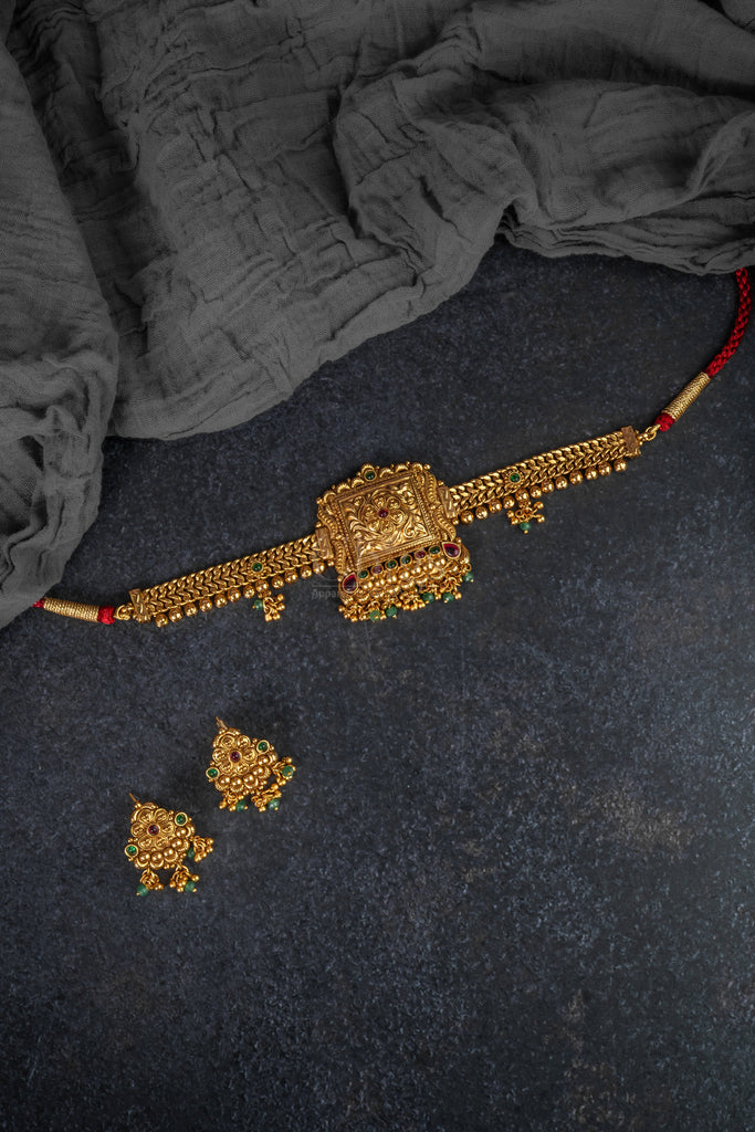 Temple Block Antique Choker Set