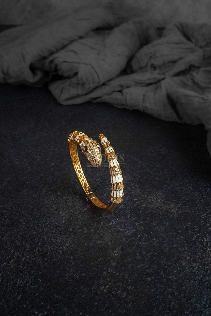 Emerald Floral Heritage Bangle