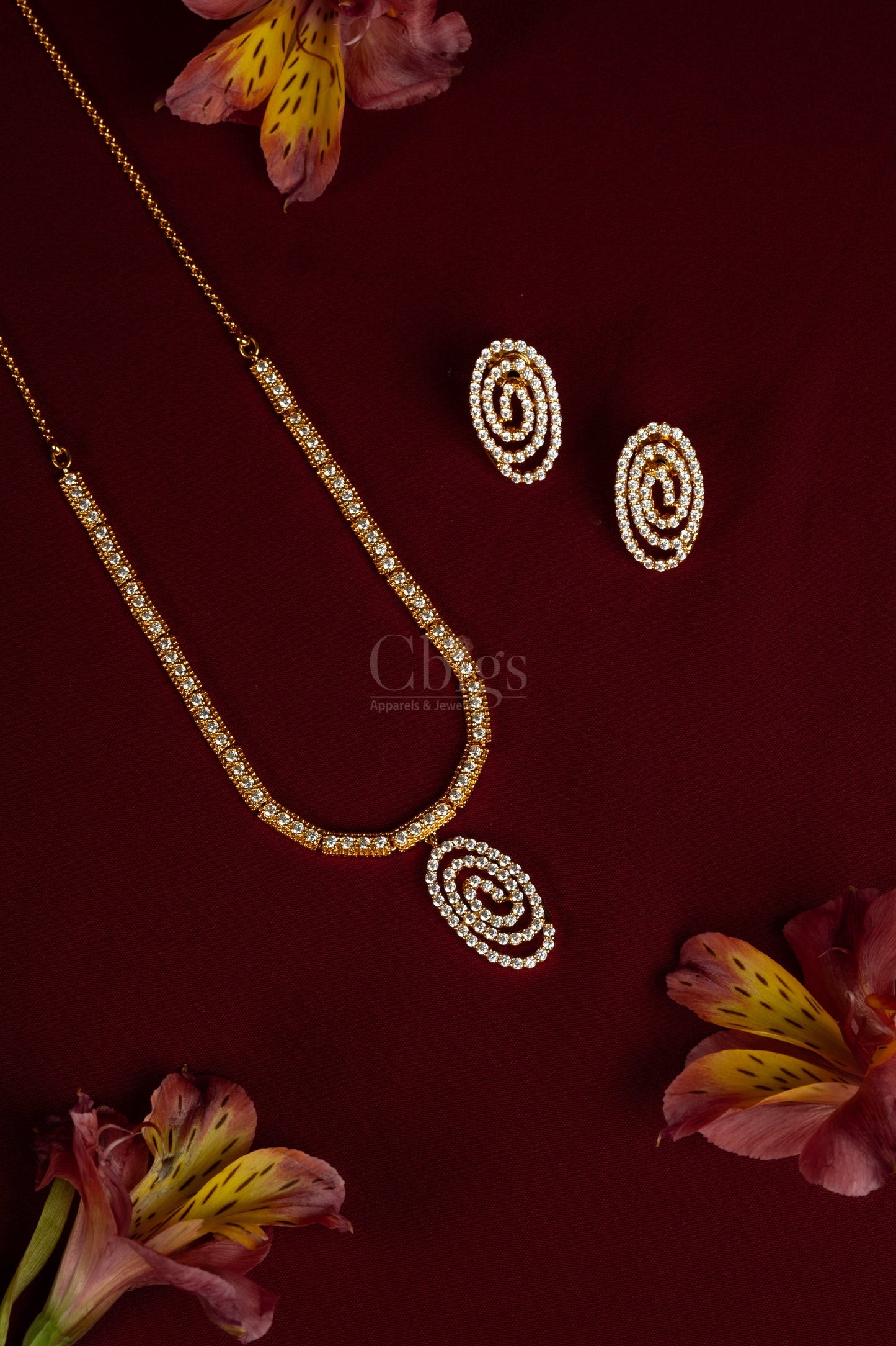 Halo Diamond Crush Necklace Set