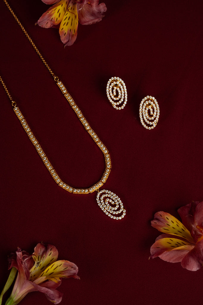 Halo Diamond Crush Necklace Set