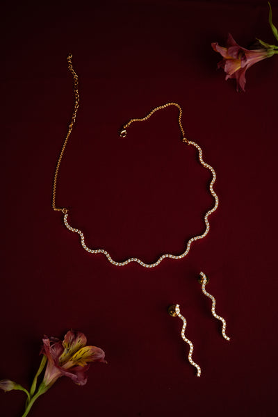 Wave Curve Diamond Crush Necklace Set