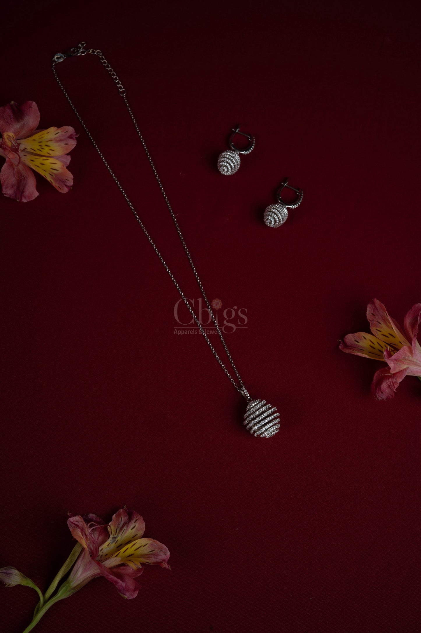 92.5 Silver Diamond Crush Pendant Set