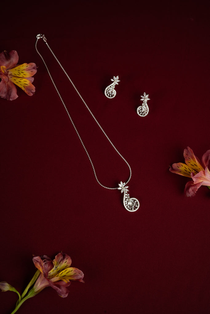 92.5 Silver Diamond Crush Pendant Set