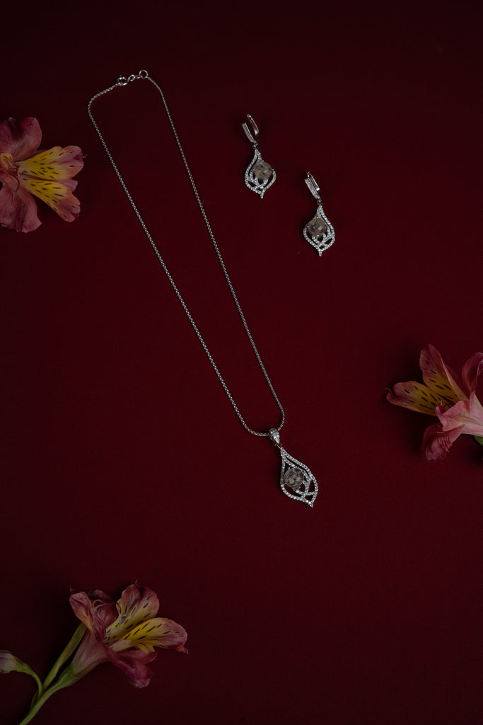 92.5 Silver Minimal Pendant Set