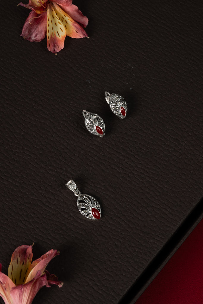 92.5 Silver Red Stone Filigree Pendant Set