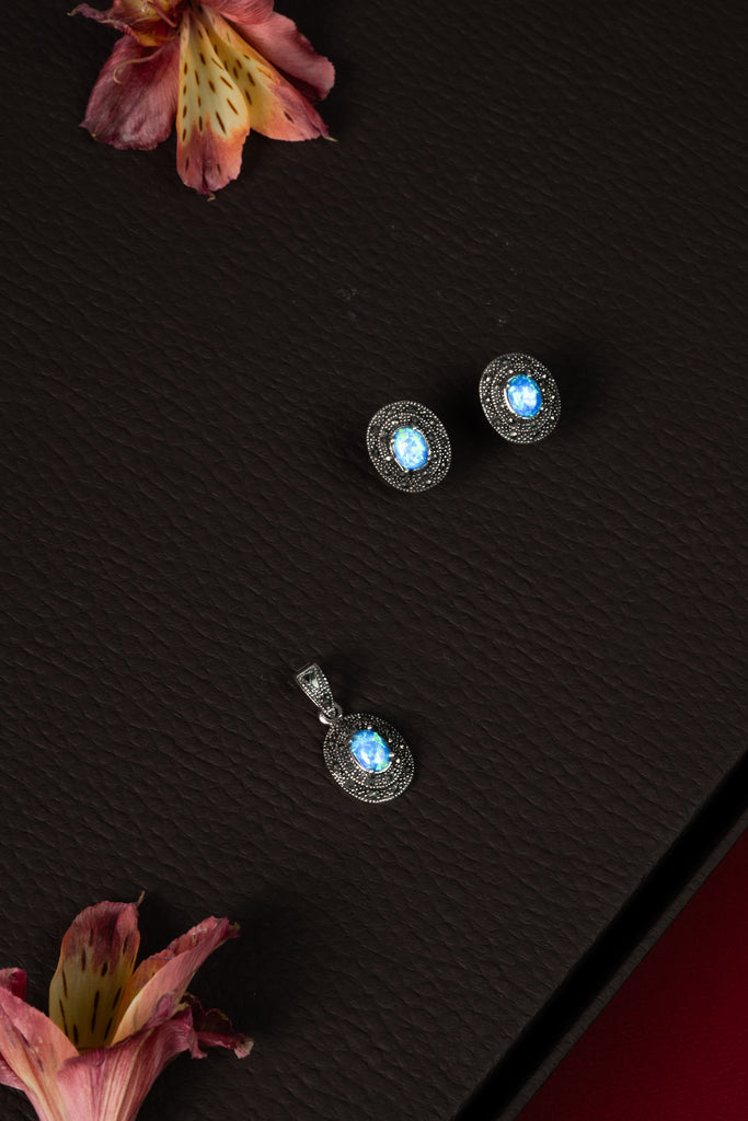 92.5 Silver Blue Stone Pendant Set