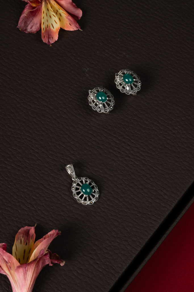 92.5 Silver Elegant Pendant Set