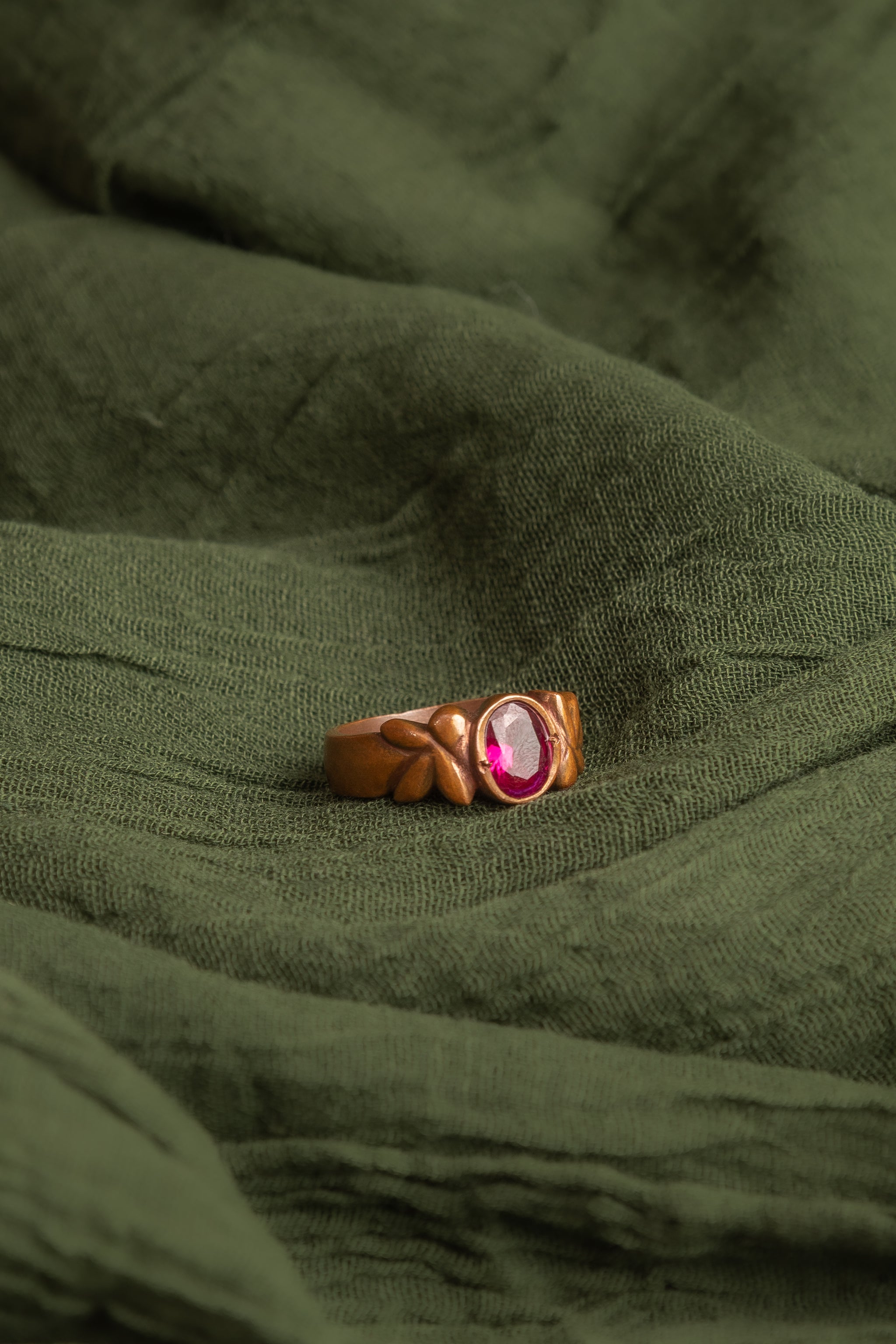 Navarathnam Balance Ring