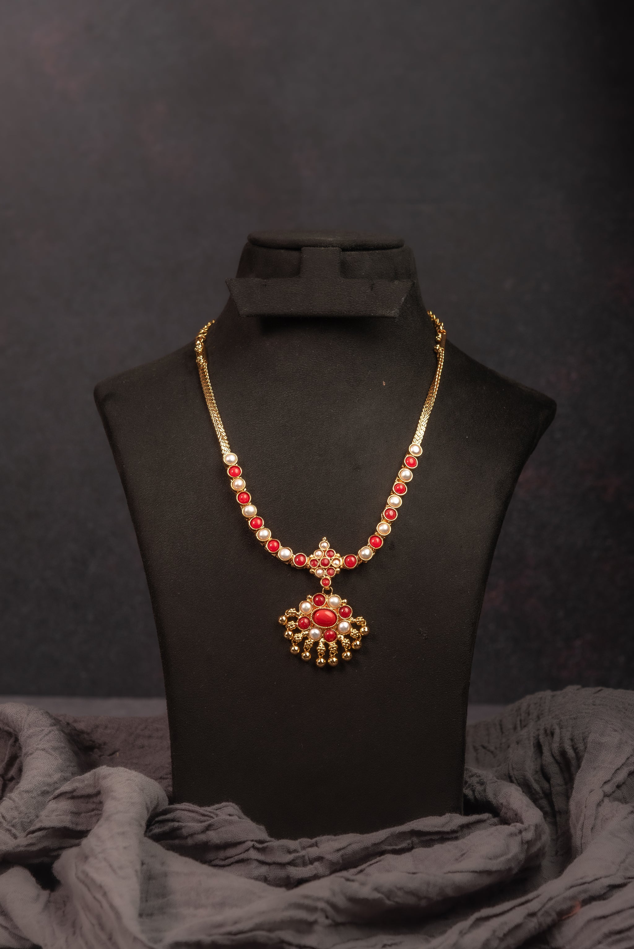 Coral Pearl Long Kemp Attigai Necklace
