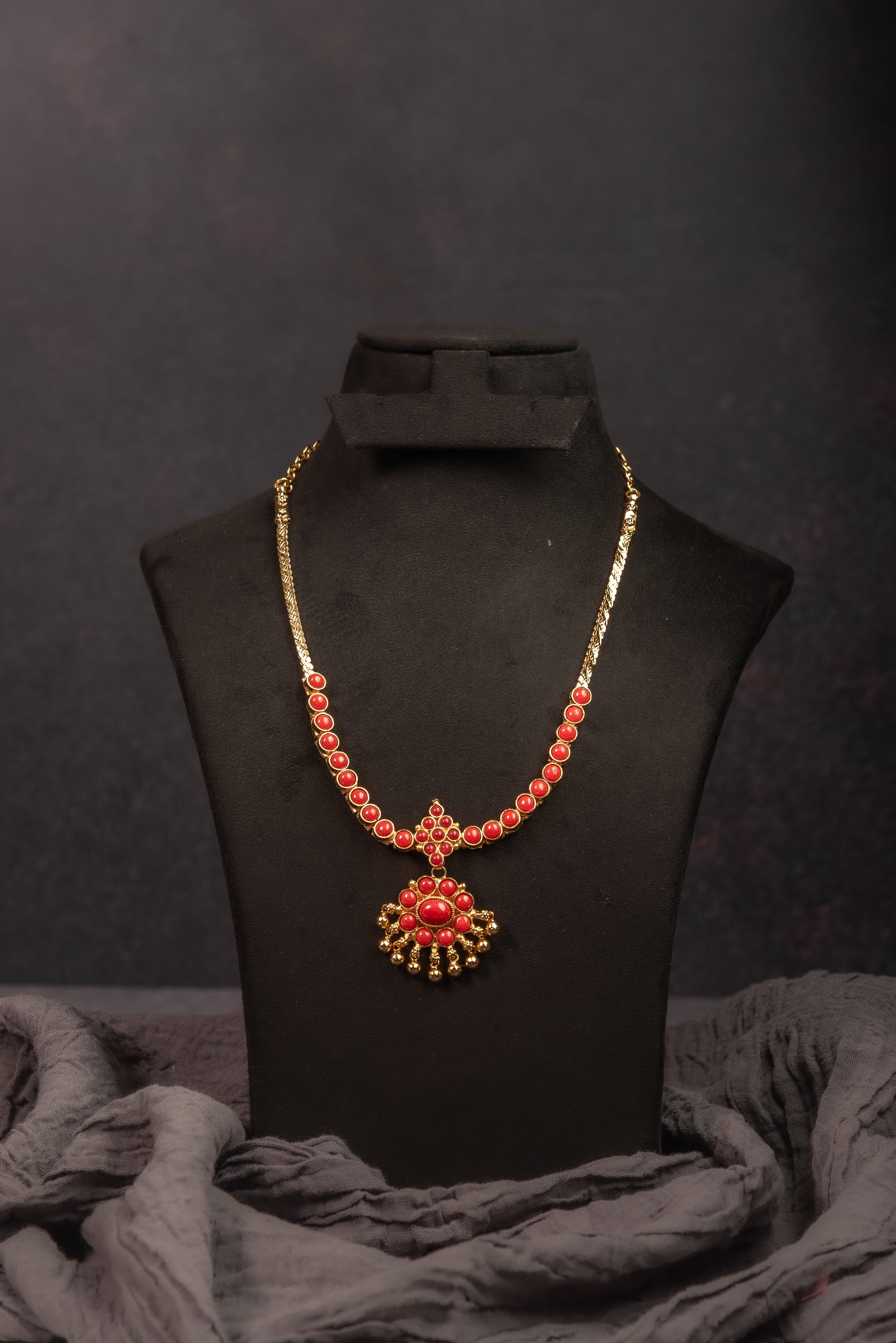 Coral Stone Long Kemp Attigai Necklace