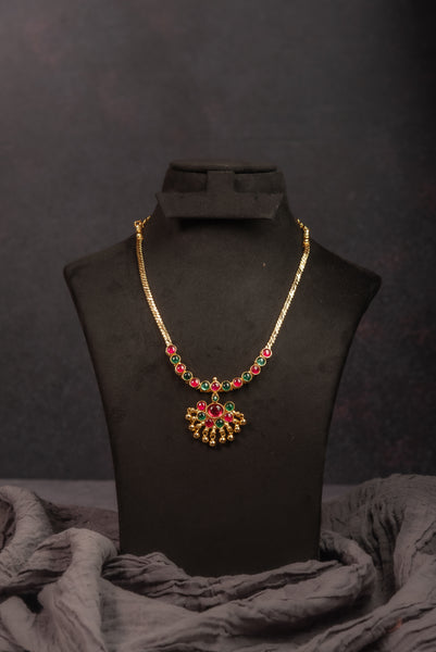 Emerald Double Layer Kemp Attigai Necklace