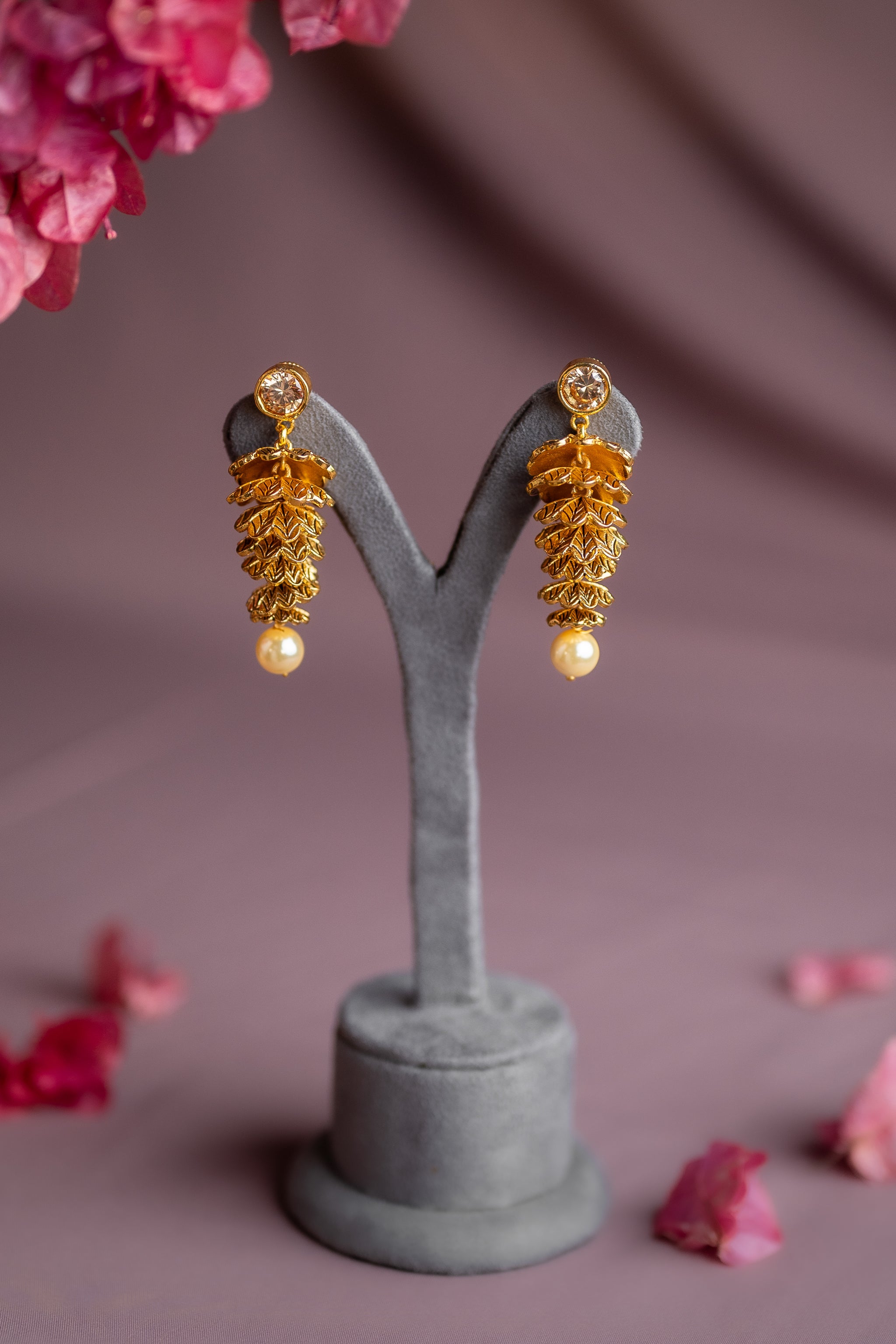 Leaf Cascade Antique Drops