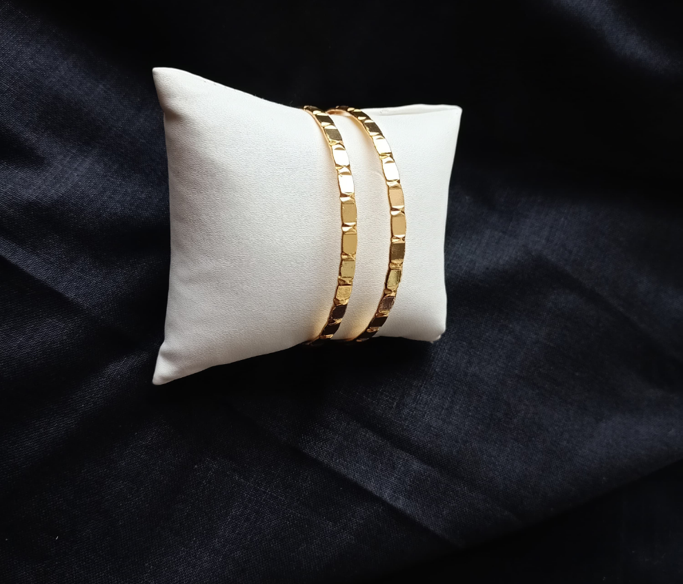 1Gm Gold Pattern Pattu mami Bangle