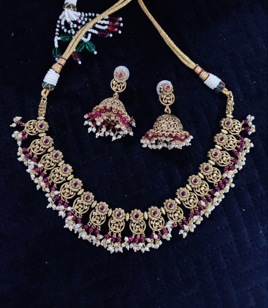Antique Ruby bead chokker