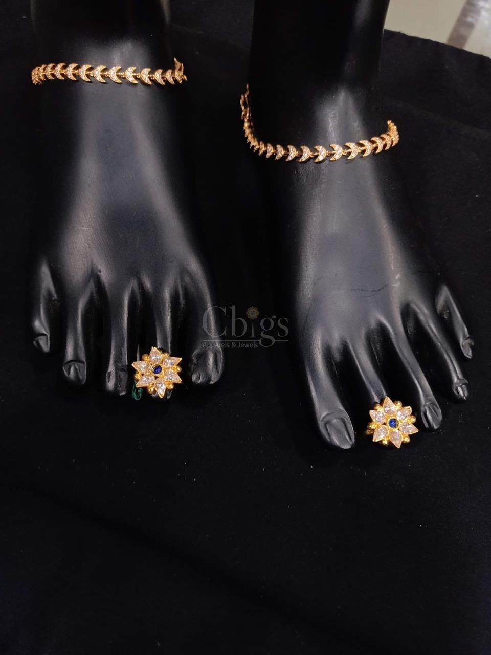 Sapphire Starflower Toe Ring - Adjustable  (Single)