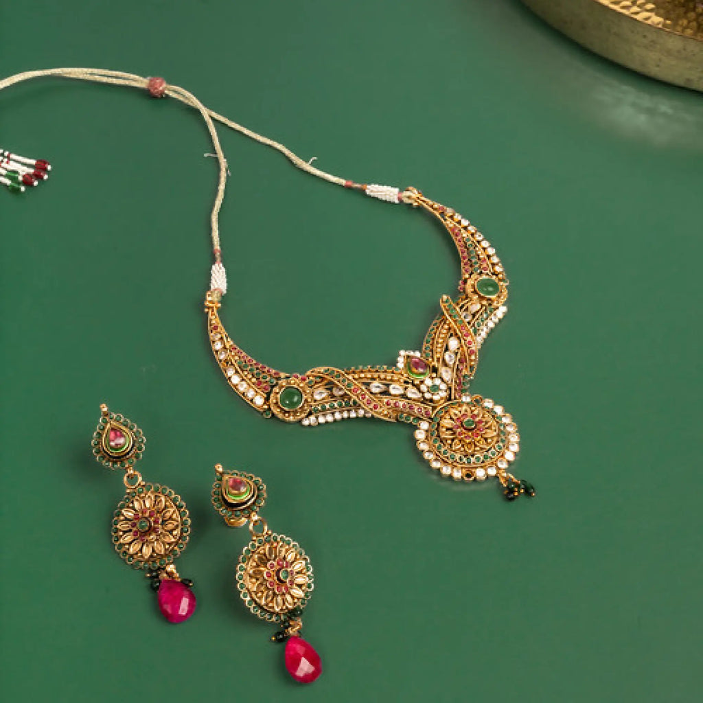 Vedika Necklace Set