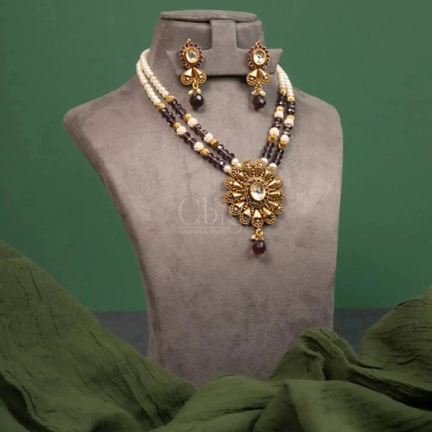 Antique Flower Pearl Necklace Set