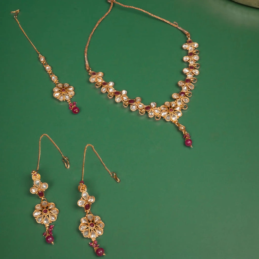 Toshika Necklace Set