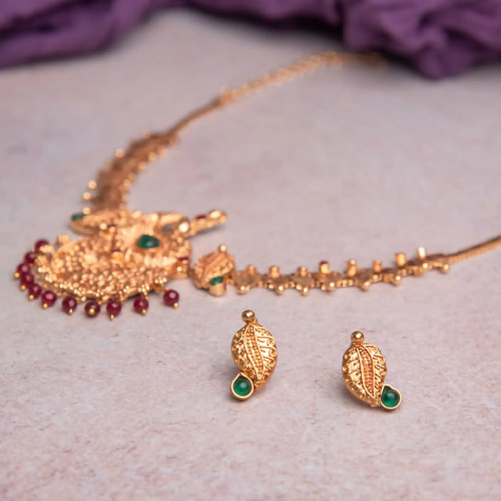 Festive Bloom Necklace